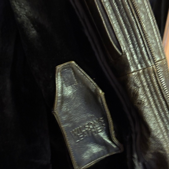 Wilson’s Vintage Classic Brown Leather Bomber - Picture 5 of 16